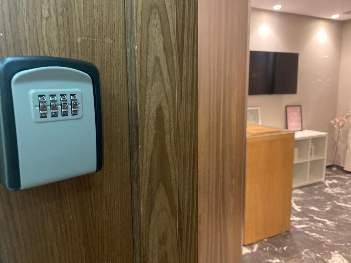 Lovely 1-Bedroom Rental Unit Near 2Mars/Habous الدار البيضاء المظهر الخارجي الصورة